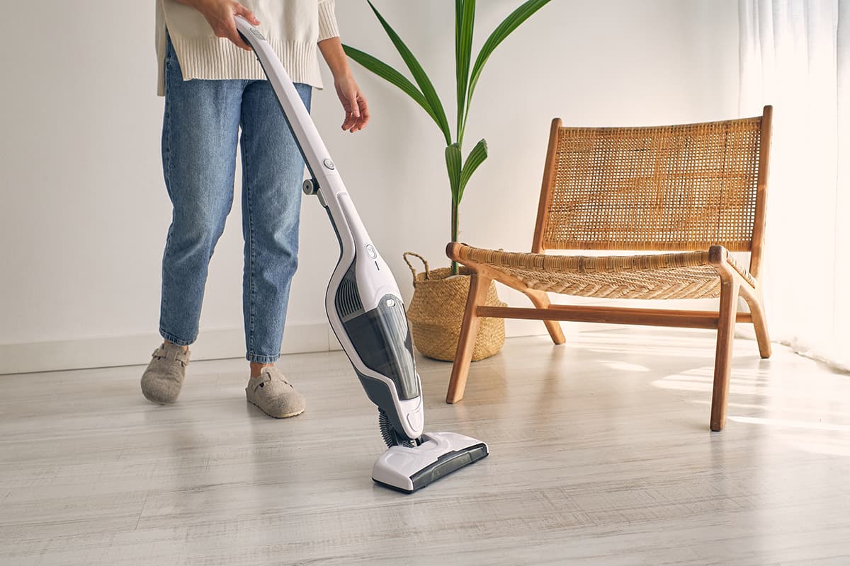 6 Upright Vacuum Cleaners