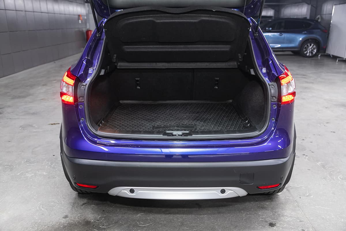 What Are the Nissan Rogue Trunk Dimensions?